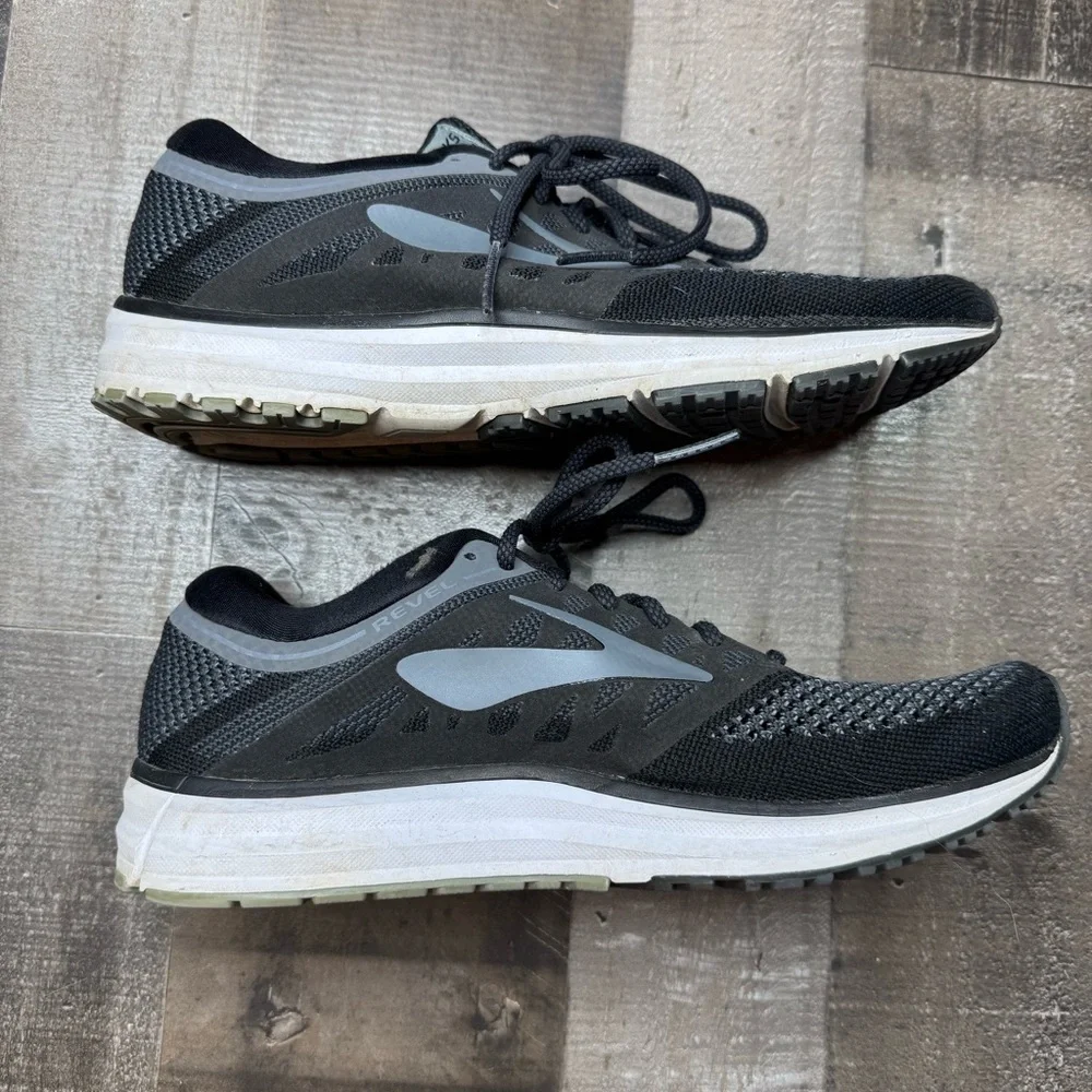 Brooks Dark Gray and Black Running Shoes